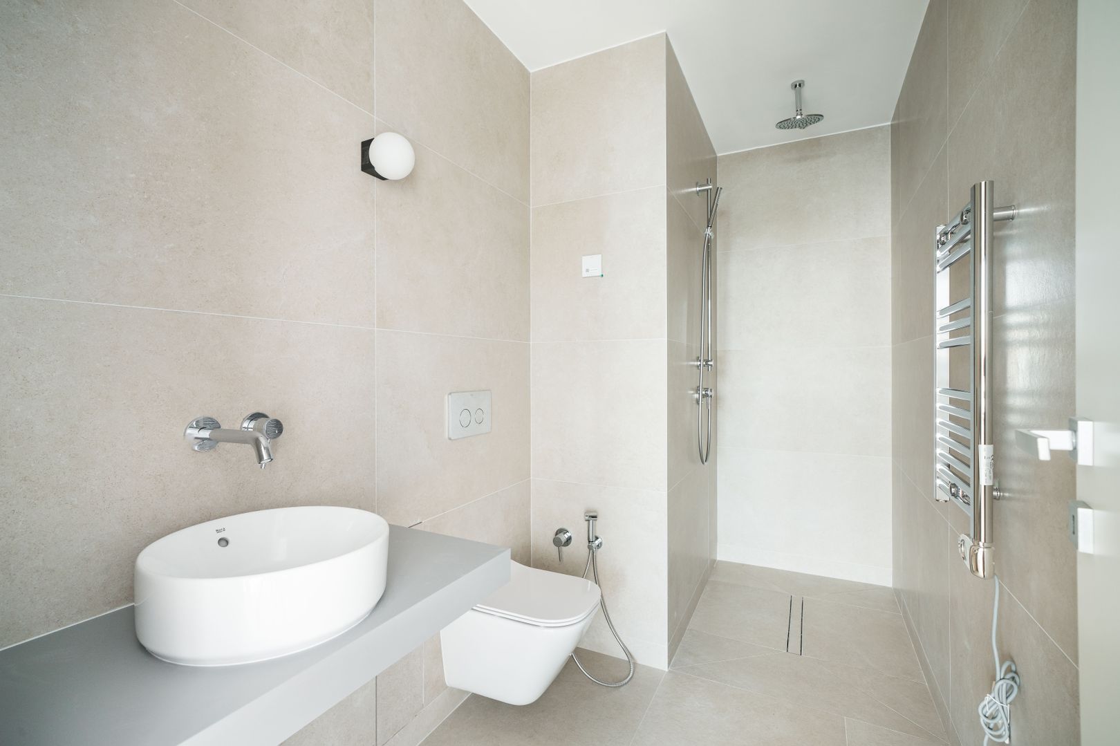 Vila tip UV03 mobilata complet in Amber Forest-prima inchiririere - Poză 22