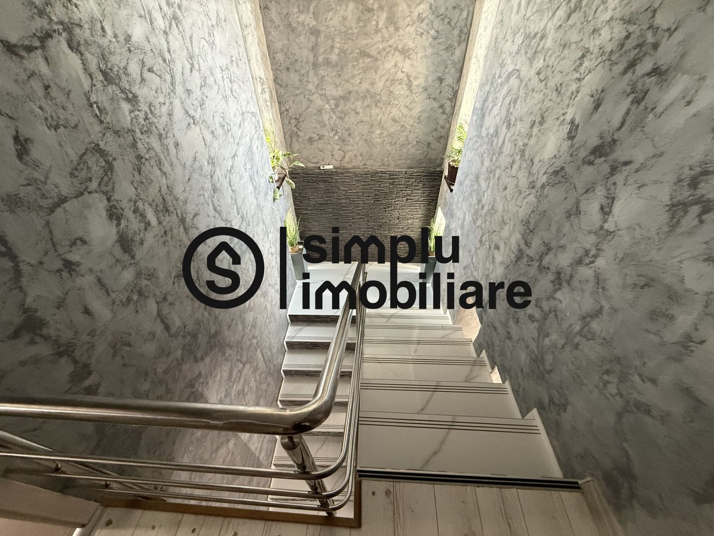 Casa  P+1Moderna Bariera Valcii - Poză 4