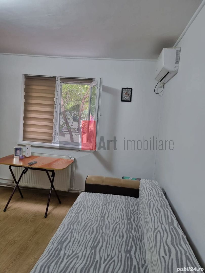 Vanzare 2 camere Piata Resita - Poză 1