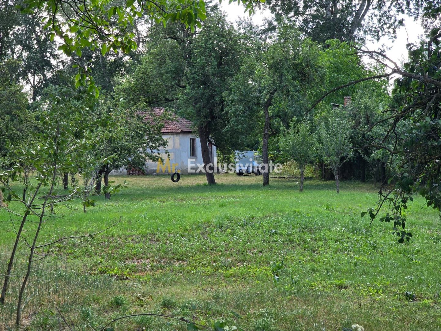 Teren 36 Ari intravilan Zona Strandului - Poză 1