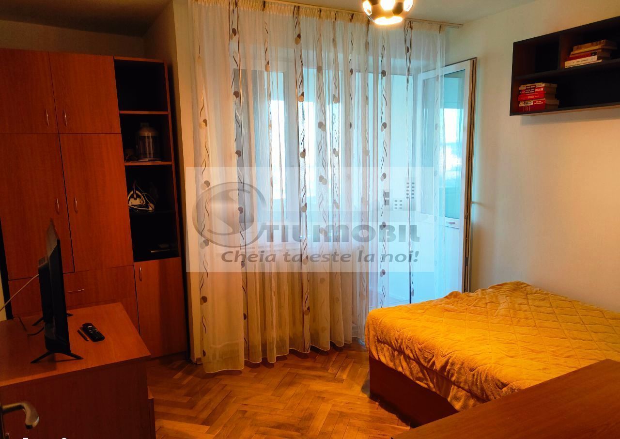 Apartament 2 camere- Zona P-ta Nicolina- 460 Euro - Poză 4