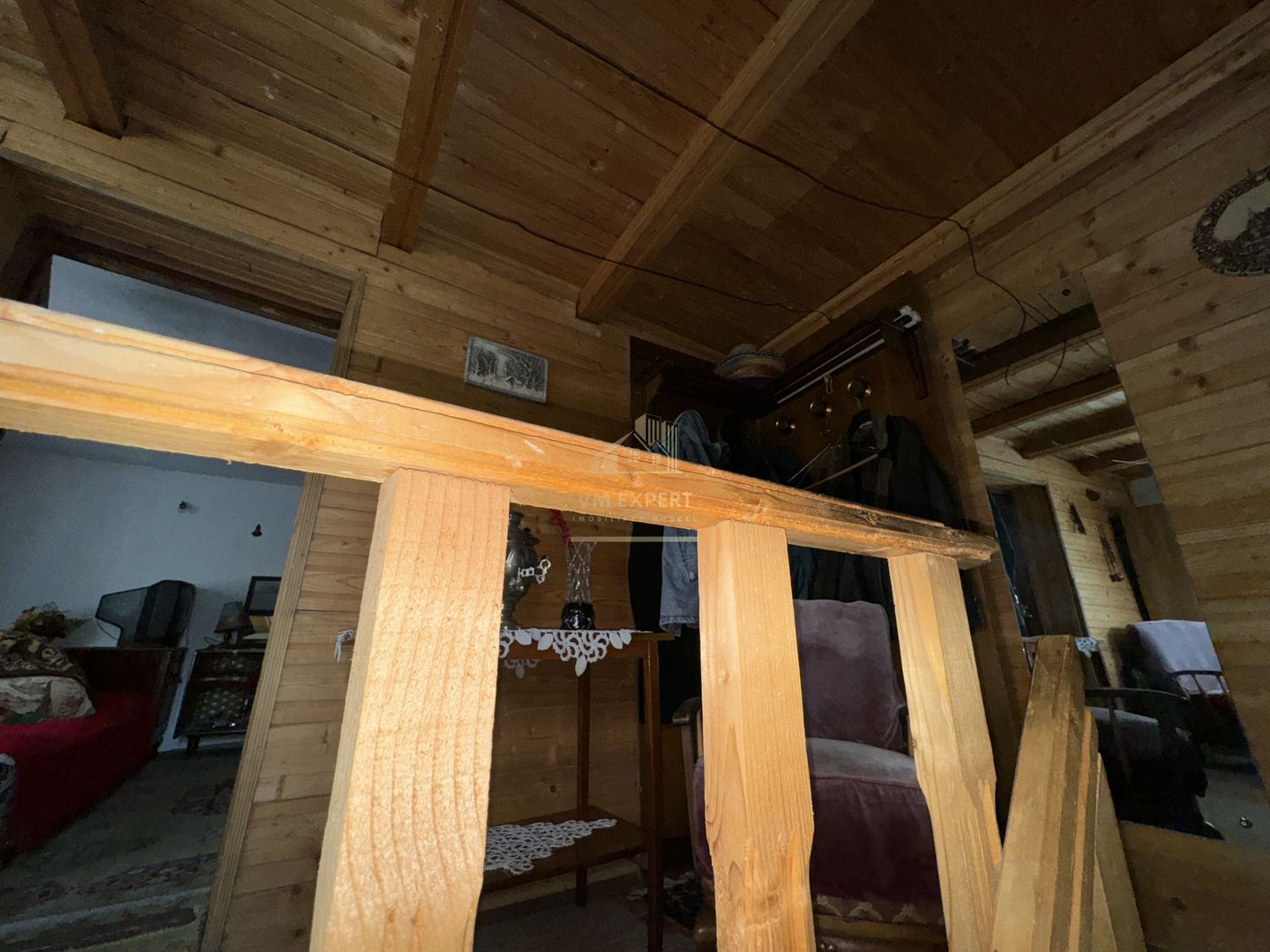 CASA 4 CAMERE, TEREN 604 MP, VOINESTI LERESTI, COMISION 0% - Poză 29