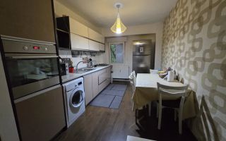 Apartament de 3 camere in zona Sebastian - Poză 2