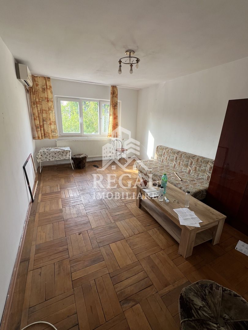Apartament decomandat, 54 mp, etaj 2/4 – Zona M5, lângă Mall G-Plazza - Poză 2