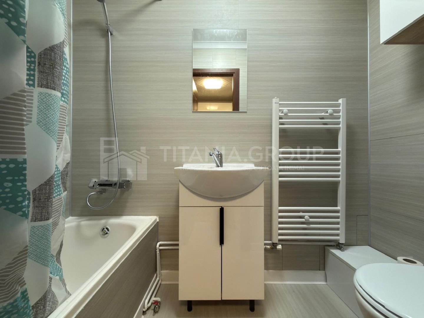 Garsonieră modernă, prima închiriere, etaj intermediar- zona Tractorul - Poză 7