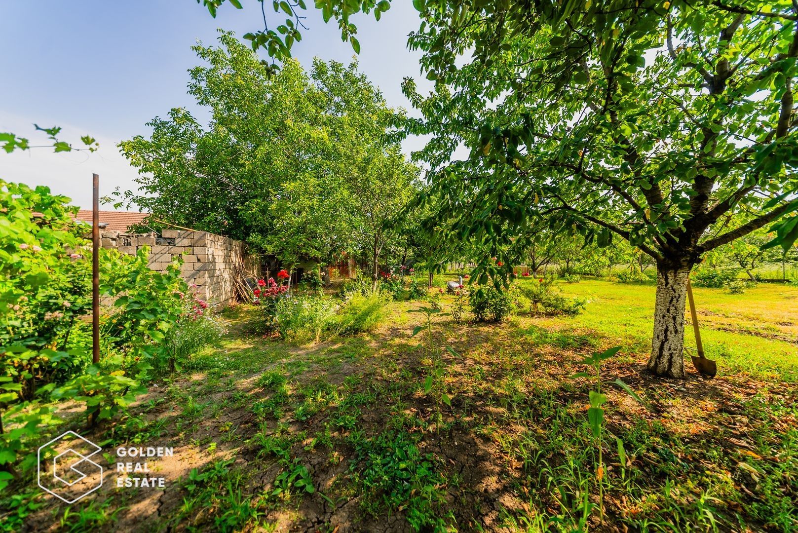 Casa din caramida, 3 camere. teren 1080, Bujac - Poză 17