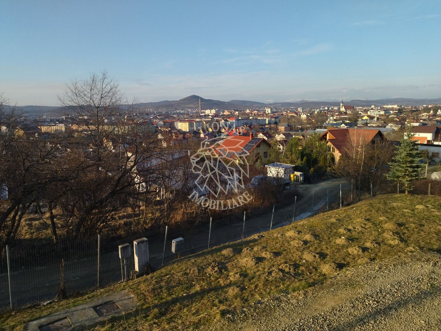 Oportunitate investitie! Casa 420 mp+balcoane-terasa 28 mp-Zavoaie - Poză 7