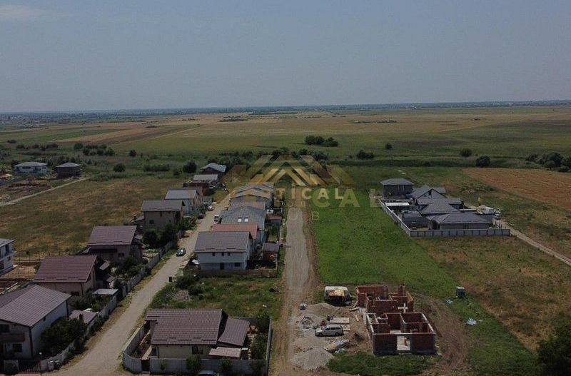 Teren 422, langa stadion, ultimul lot, Berceni - Poză 1