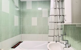 Apartament 3 camere de vânzare, zona Racadau , 76 mp, spatii-comerciale-brasov. - Poză 11