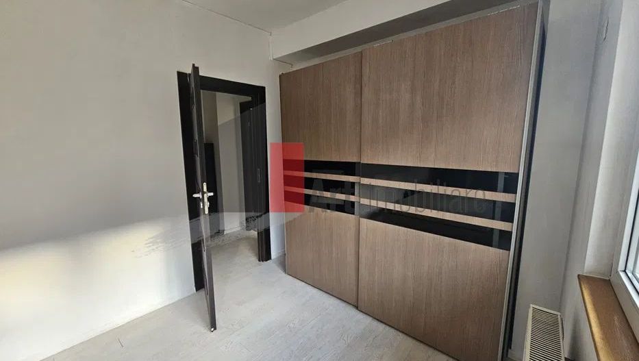 Apartament tip studio, decomandat/Militari Residence - Poză 3