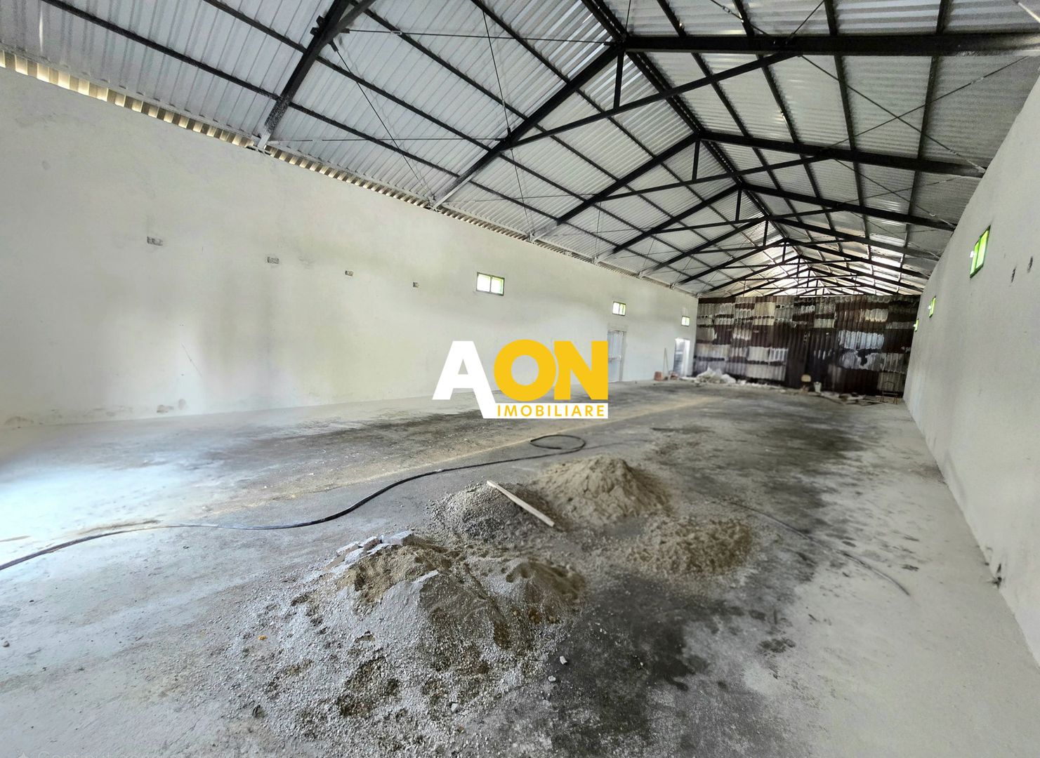 Spațiu Industrial de Închiriat, 280mp, Zona Carolina Mall - Poză 2