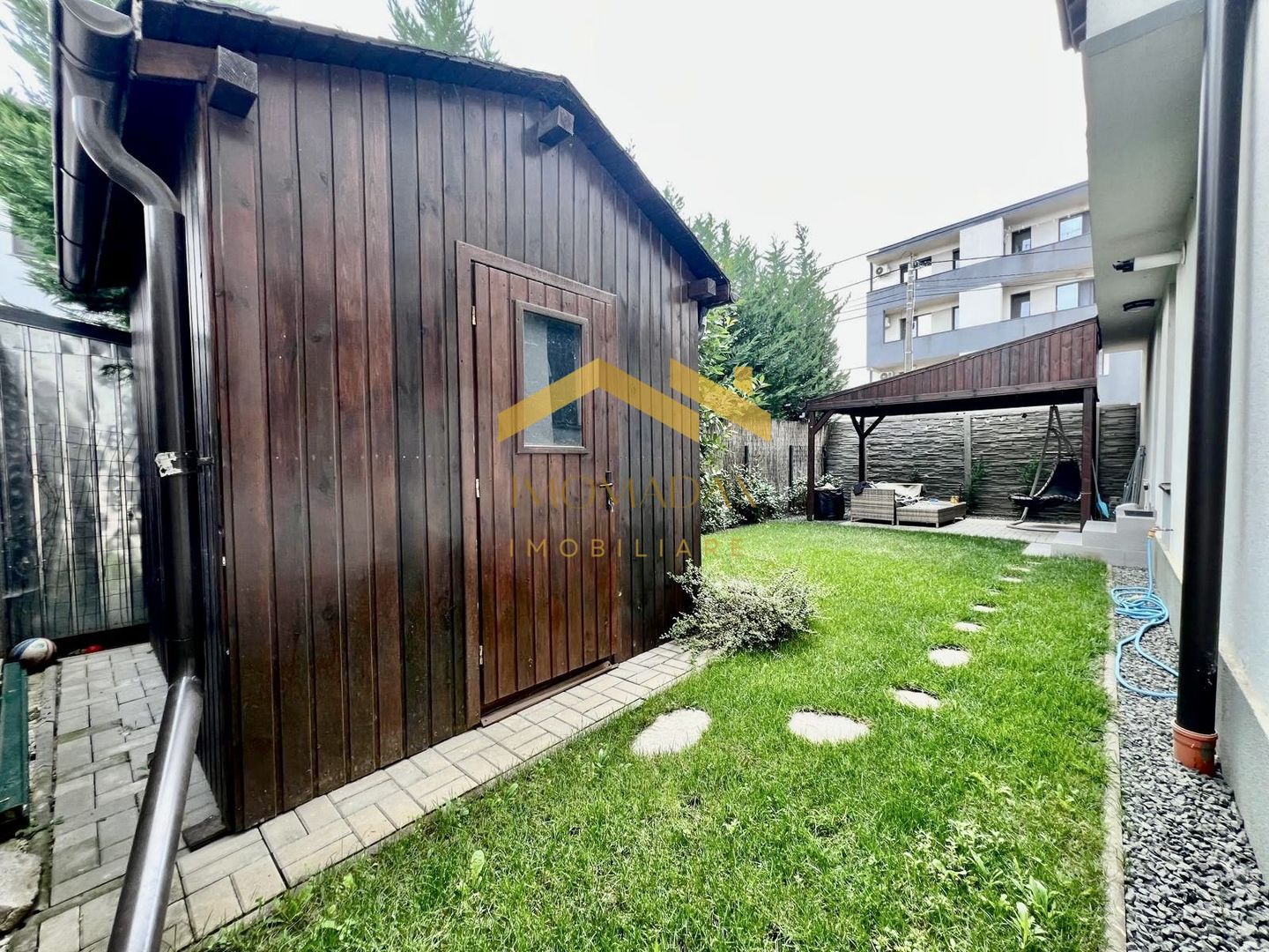 Braytim-2 Camere-Curte proprie - Poză 2