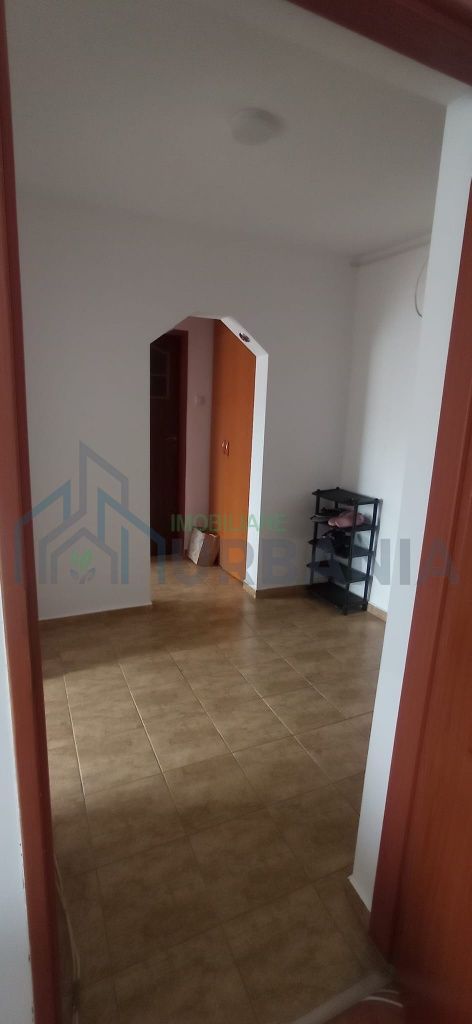 Apartament 2 camere decomandat de închiriat în zona Dacia, la bulevard, Iași - Poză 8