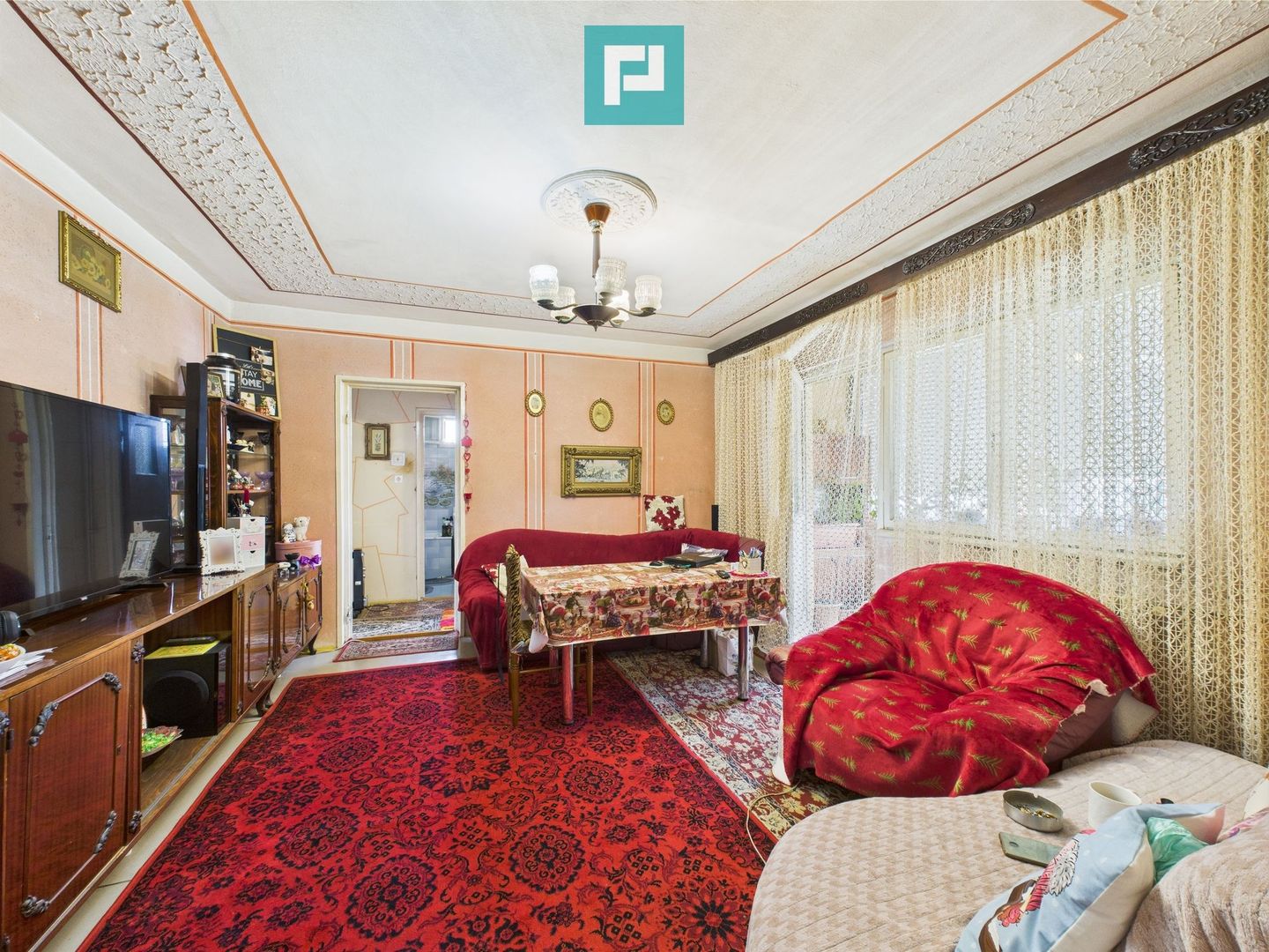 Apartament 3 camere la Polivalenta - Poză 1