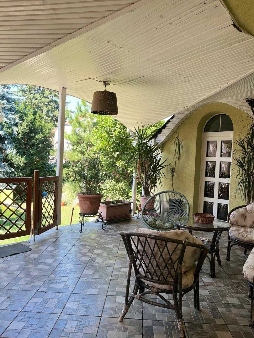 BRASADAS vinde casa cu gradina in zona CENTRALA. - Poză 5