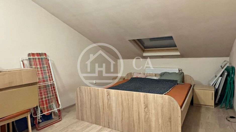 Apartament cu 3 camere de vanzare in zona Rogerius Oradea - Poză 6