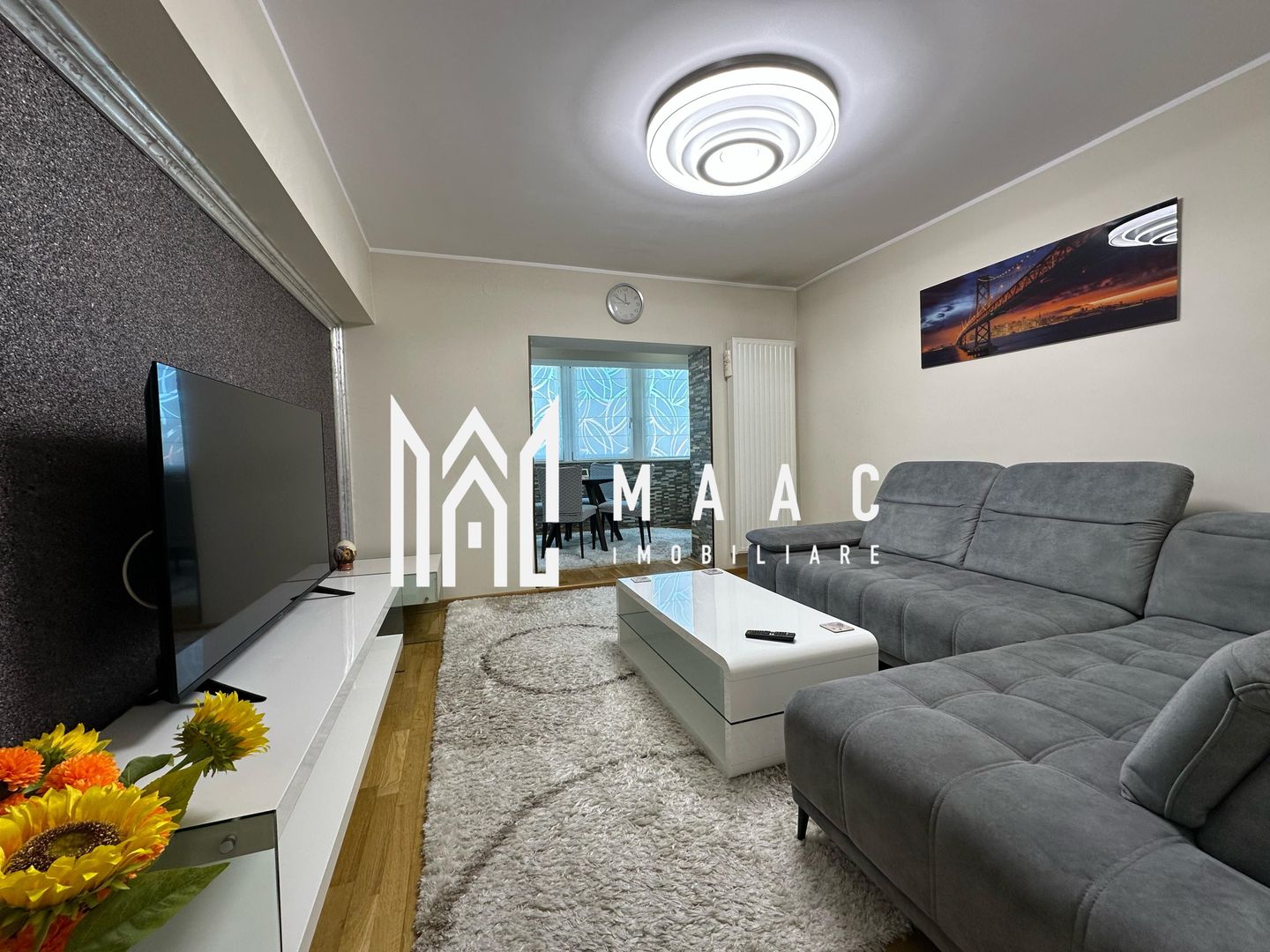 Apartament 4 camere | Decomandat | Balcon | Zona Sub Arini - Poză 1