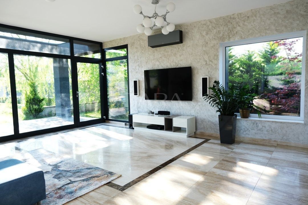 Casa individuala in Borhanci - Poză 1