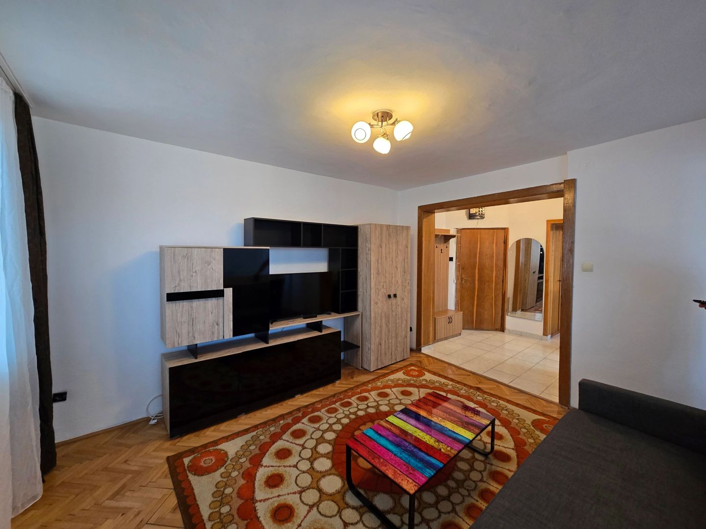 Apartament 2 camere,Etaj 6, Zona Circumvalatiunii - Poză 1
