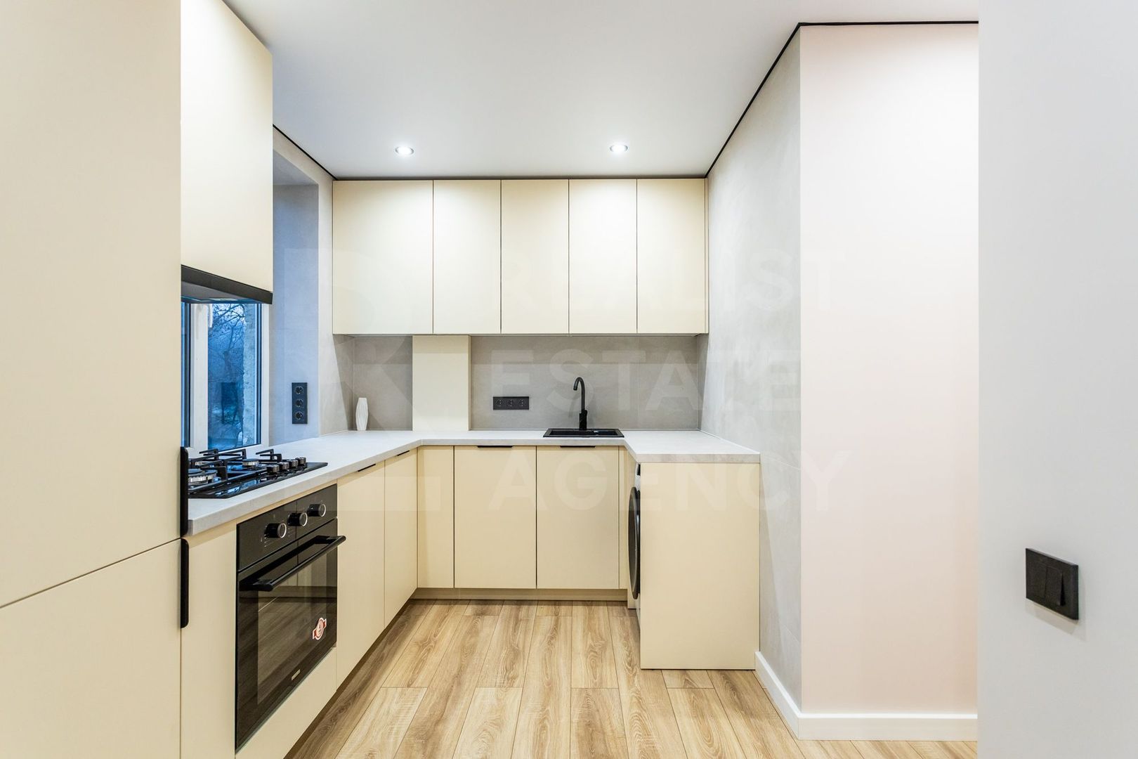 Vânzare, apartament, 2 camere, str. Nicolae Dimo, Râșcani - Poză 1