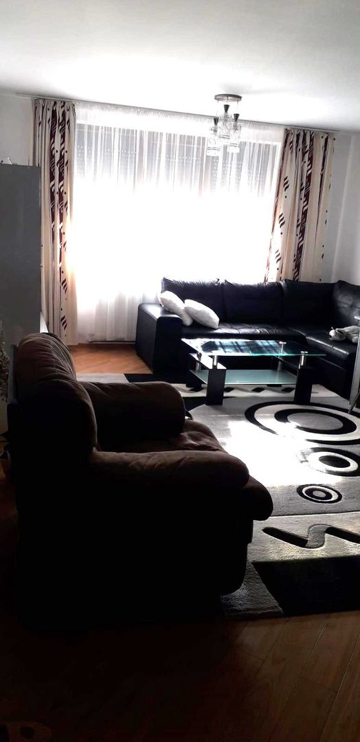 Apartament 3 camere Tractorul - Poză 10