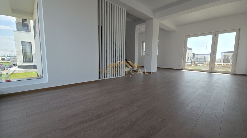 Super vila, super pozitie, 4 camere, 3 bai, Comuna Berceni - Poză 1