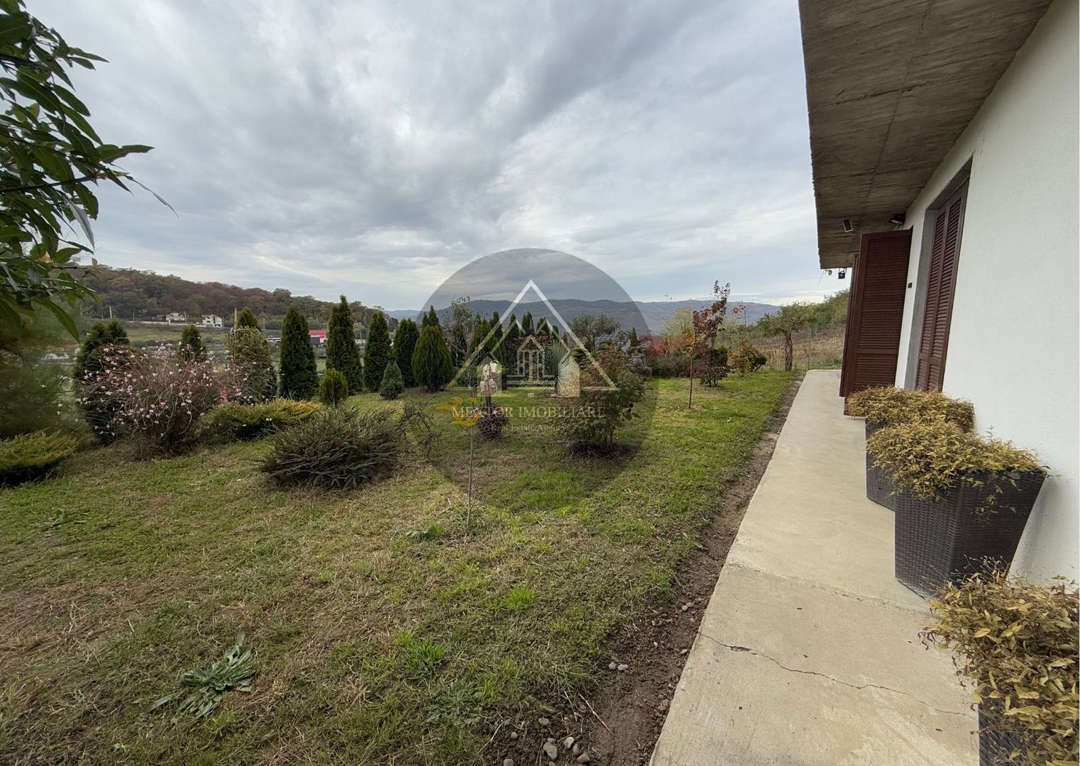 Casa noua, Medias - Poză 19