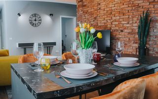 3 camere, ultracentral, Oradea. 215 000 E + TVA - Poză 4