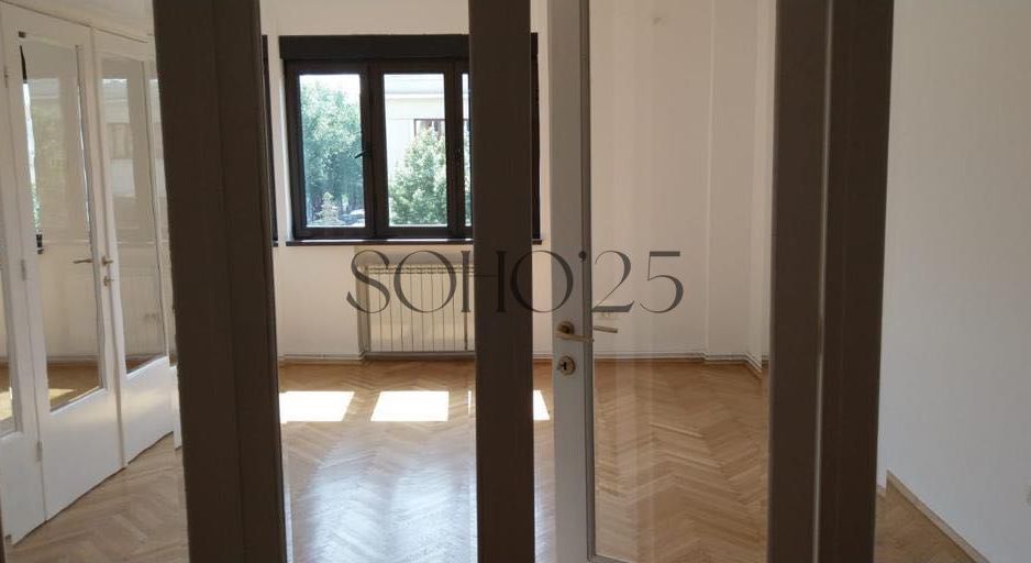 Apartament 5 camere | Piața Amzei | Imobil interbelic | Renovat - Poză 4