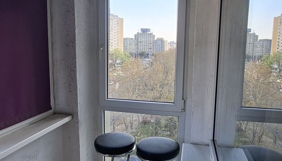 Închiriere Apartament cu 2 camere, decomandat, AC, metrou Obor, renovat - Poză 2