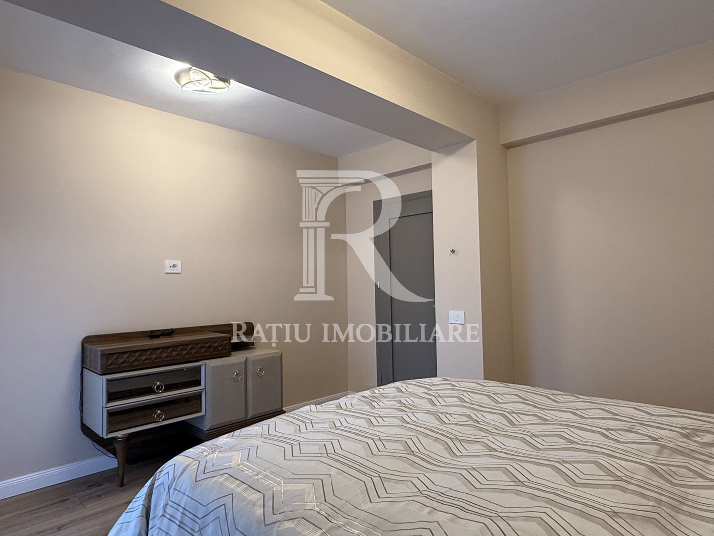 Apartament cu 3 camere de închiriat | Cantemir | Oradea - Poză 6