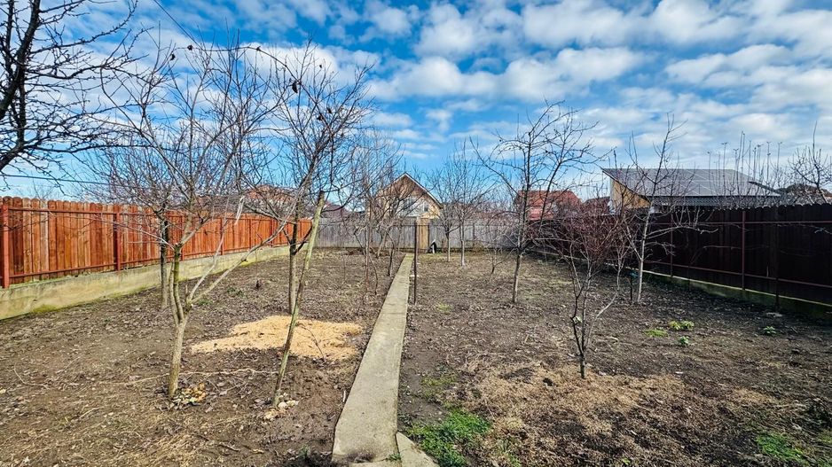 De vânzare Casă în Grădiște, curte + grădină proprie generoasă Arad - Poză 40