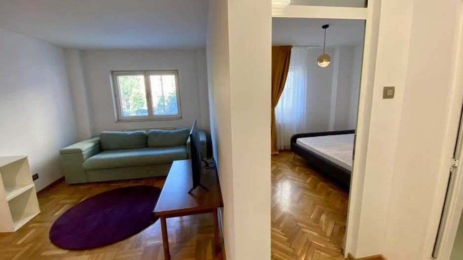 Apartament cu 3 camere in Centrul Civic - Poză 13