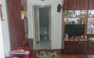 BRASADAS vinde ap 2 cam etaj 4/4 in Micro 16. - Poză 10