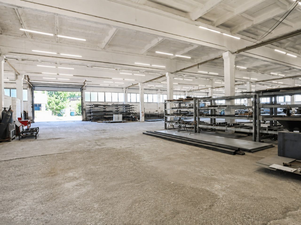 Oportunitate Rară de Investiție Industrială – 3,97 ha Teren + 14.673 m² Construcții în Zona Sîngera, Chișinău - Poză 16