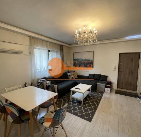 3 camere LAcul Morii-Bloc Boutique ( 2018 ) - Poză 1