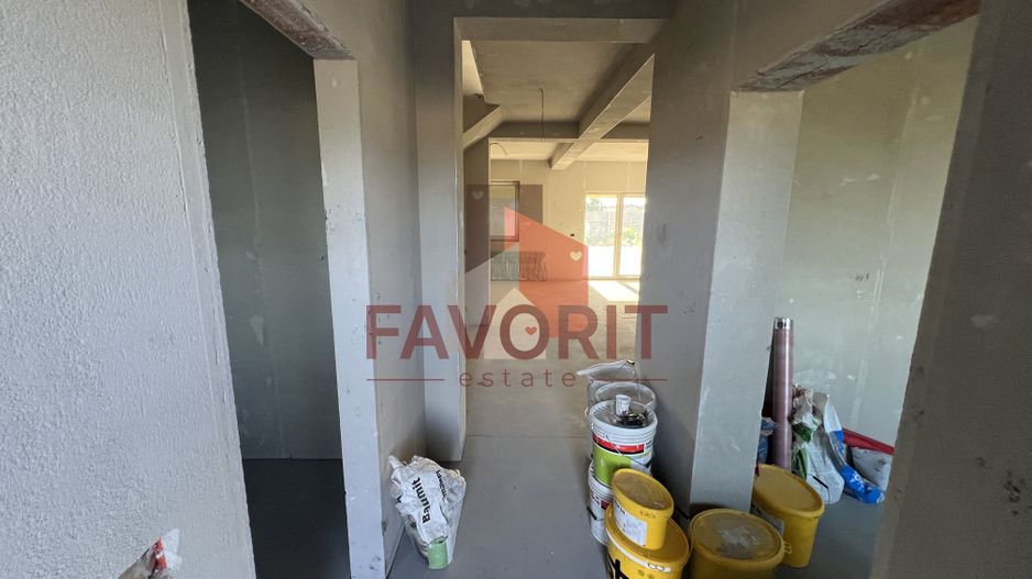 Duplex 5 camere despartit prin garaj | Giroc - Poză 19