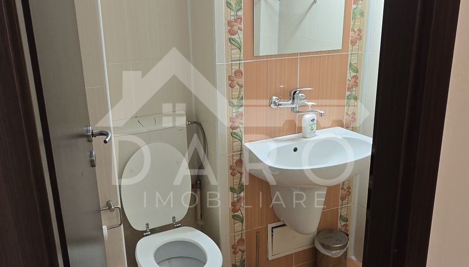 De închiriat ap. 3 camere, str. Transilvania, et. 2 - Poză 7