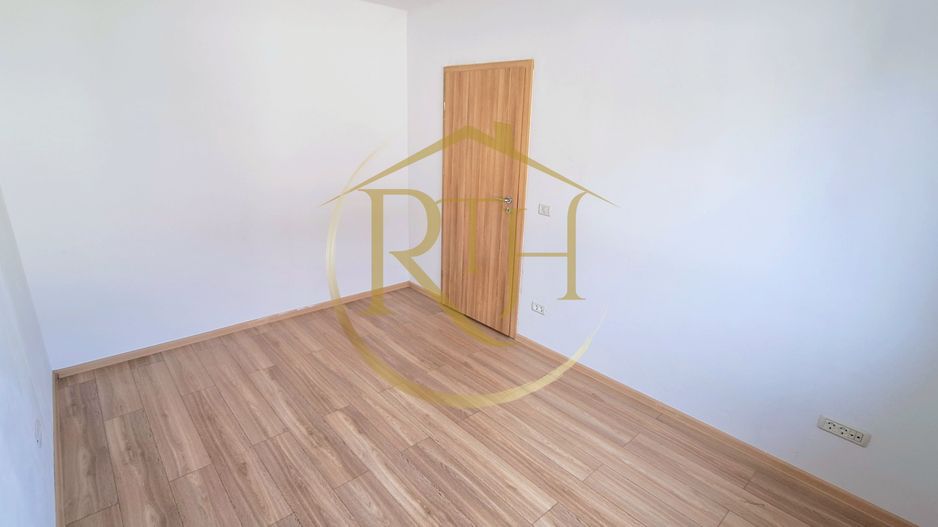 Oferim spre inchiriere casa cu 4 camere,Nemobilata in Dumbravita,aproape de Lidl - Poză 18