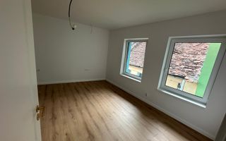 Apartament de vânzare Sibiu | 4 camere | Central | 2 CF - Poză 4