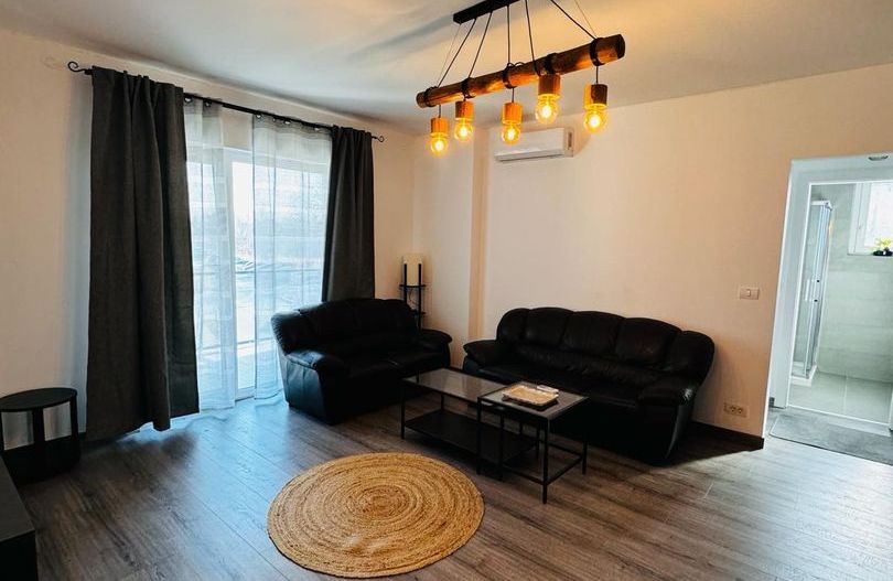 Apartament de inchiriat 3 camere 2 Baii Micalaca, parcare, bloc nou - Poză 4