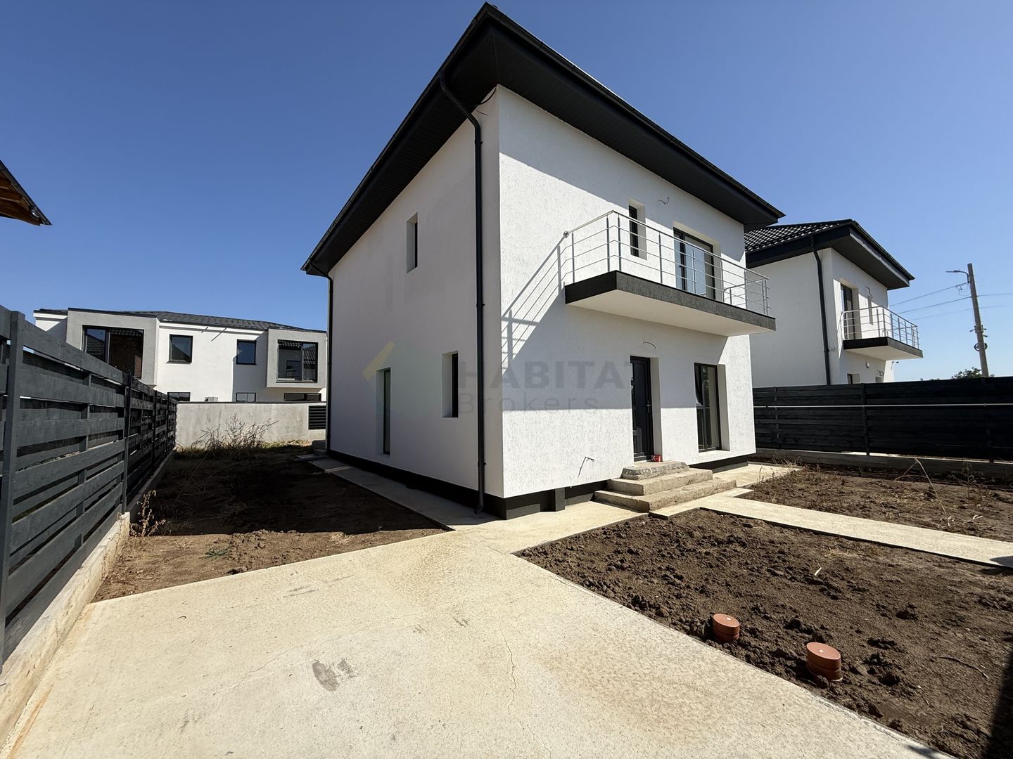 Vila 5 camere Tunari langa Cosmopolis - Poză 16