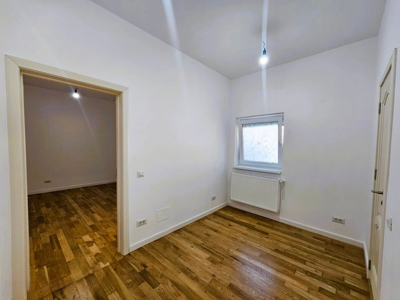 APARTAMENT IN VILĂ | CENTRALĂ PROPRIE | 5 MIN DE METROU UNIRII - Poză 5