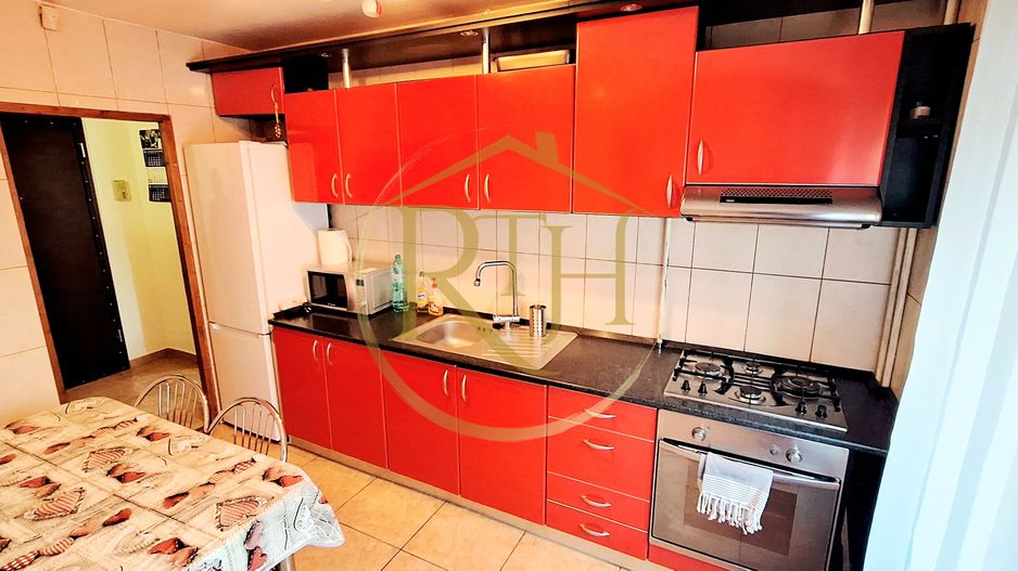 Oferim spre inchiriere,apartament spatios,3 camere,aproape de Spitalul Judetean - Poză 14
