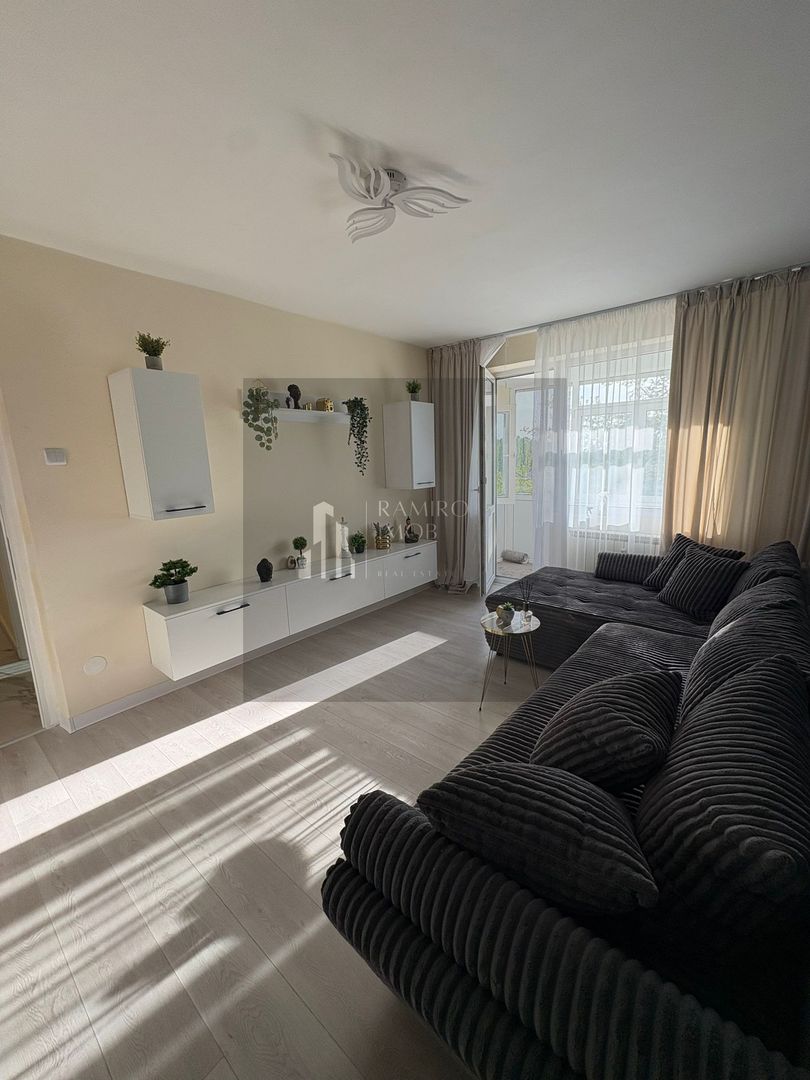 Apartament 3 camere  decomandat/renovat integral/ Soseua Giurgiului xy - Poză 3
