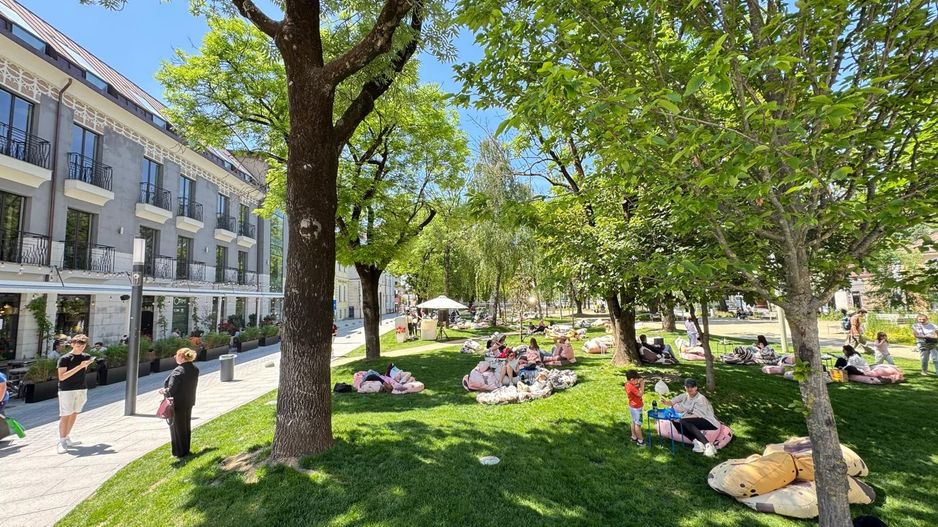 SPAȚIU PENTRU COFFEE SHOP DE VIS - PALATUL MIKES - PIAȚA MUZEULUI - Poză 2