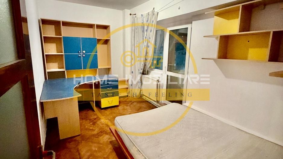 Nicolina-Belvedere Apartament 3 Camere Decomandat Bloc Cadre 1988 - Poză 4