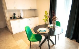 VAND 1/2 CLADIRE CU 6 APARTAMENTE - Poză 9