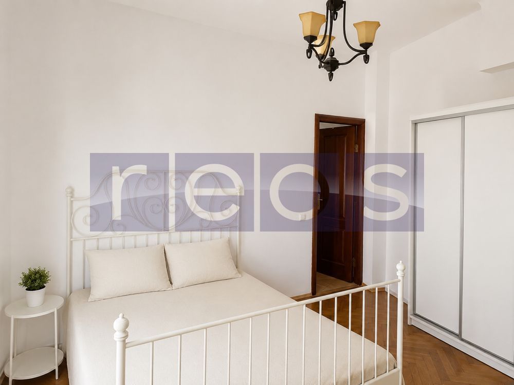 VANZARE  2  APARTAMENTE INDEPENDENTE  INTR-O VILA RENOVATA -144 mp - UNIRII - Poză 4