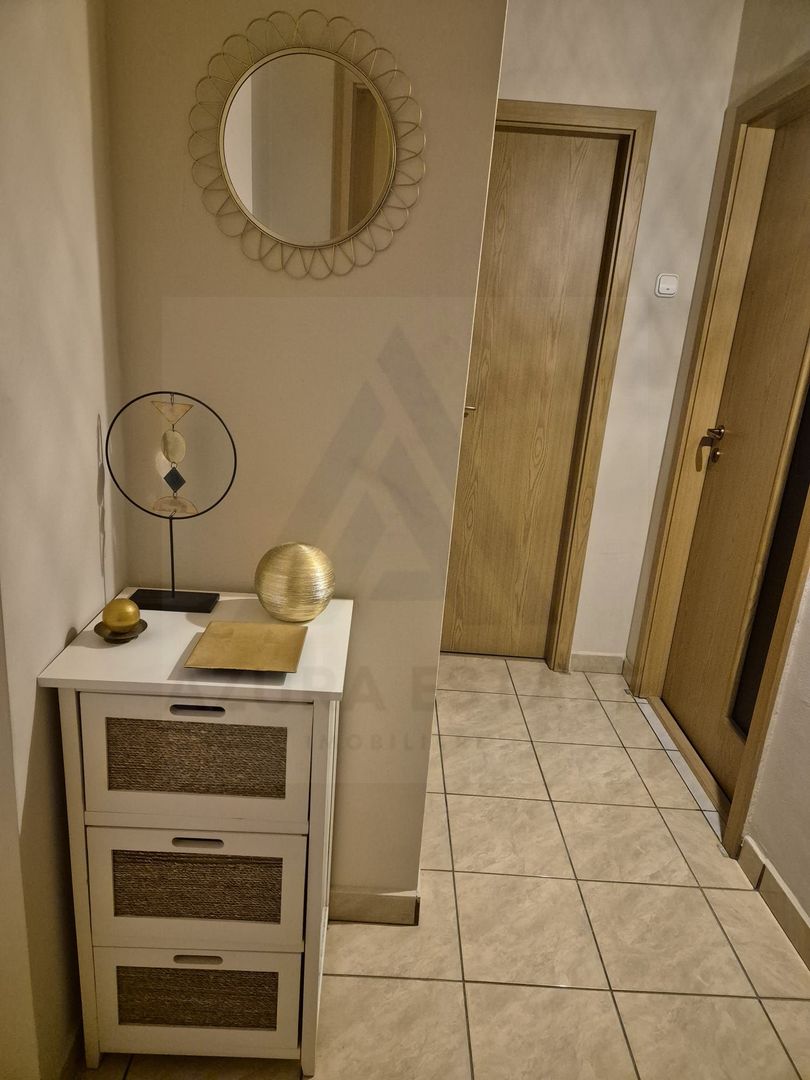 Apartament 3 camere 2 dormitoare pivnita in Vasile Aaron - Poză 4